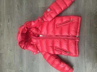 Moncler Niños y Niños Nuevos Maya Chaqueta con Cremallera Talla 5 Foto 1 de 4