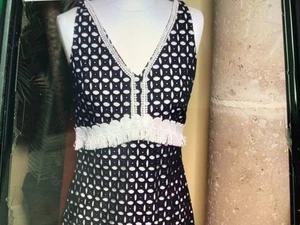 badgley mischka Black & White NWT’s Lace & Circle Design Dress Size 6, $249.00. - Picture 1 of 9