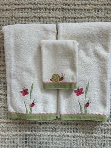 Pottery Barn Kids 3-teiliges Schmetterling Frühlingswiese Hand- & Waschlappen-Set Neu mit Etikett - Bild 1 von 4