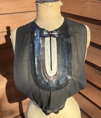 Art Deco, damas, años 30, esmoquin, lazo con lentejuelas, babero, Dickie, tela de red Foto 1 de 4