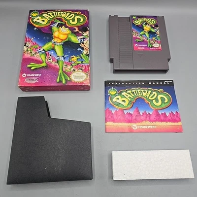 Battletoads (Nintendo Entertainment System NES) Complete With Manual CIB  - Image 1 of 4