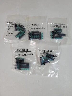 (25 NEW) 550-1307-004 DIALIGHT Circuit Board Indicator LED Strip - Image 1 of 2