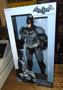 NECA BATMAN ARKHAM ORIGINS BATMAN 1/4 SCALE FIGUR - Bild 1 von 6