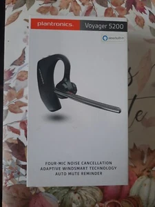 Plantronics Voyager 5220 Wireless Noise Cancelling Bluetooth Headset w/ Alexa - Photo 1 sur 4