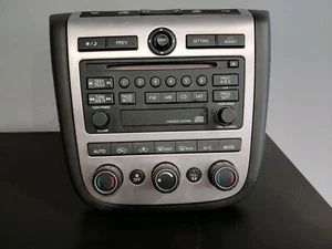2004-2005 Nissan Murano CD Radio Receiver w/Climate Controls. OEM. - Picture 1 of 3