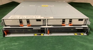IBM 2076-24F (IBM Storwize V7000 Gen2 extension SFF 24 x 2,5 pouces baie de disques) - Photo 1/4