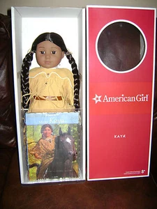 American Girl historische Puppe 18 Zoll Kaya & Taschenbuch neu im Karton nicht mehr im Handel erhältlich - Bild 1 von 6