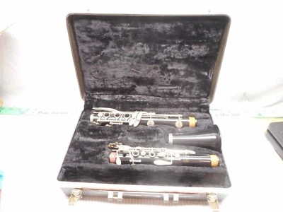 Clarinet by Bundy, missing parts - Image 1 of 4