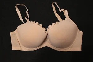 Beige Bügel BH - gewellter Rand - Schleifendetail - Gr. 70D Frankreich - Bild 1 von 4