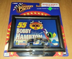 2001 Winners Circle Gallery Series 1:64 Bobby Hamilton #55 Looney Tunes Marvin - Picture 1 of 3