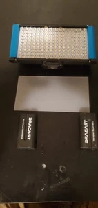 Dracast CamLux Pro Bi-Color LED Licht 2 Akkus ohne Ladegerät kein Strom leer Asis - Bild 1 von 7