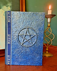 Vintage Pentagramm MAGIEBUCH Einzelstück Hexenmeister Reich der Magie Hexen Feen
