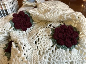 VTG Crochet 3D Rose Afghan Blanket Red Green White Large 56” X 40” Throw - Picture 1 of 2
