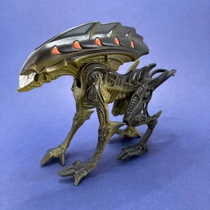 Figura de acción Kenner Aliens Wild Boar Alien 1992 6" - Imagen 1 de 7