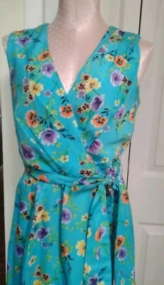 Summer Lined  Emma & Michele Beautiful Spring Floral Dress Size 10 Side Tie - Image 1 of 4
