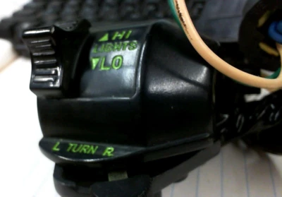 CONJUNTO INTERRUPTOR MANO IZQUIERDA HONDA CB400T HAWK 35200-413-671 NOS VINTAGE HONDA 78-7 Foto 1 de 4