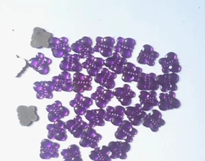 CraftbuddyUS 100 x10mm PURPLE Flatback BUTTERFLY Acrylic Rhinestone Gems - Picture 1 of 2
