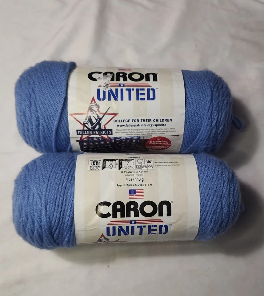 Lote de 2 rollos de 4 oz de hilo azul claro CARON UNITED 470 YARDAS TOTALES! HECHO EN USA Foto 1 de 4