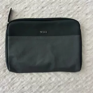 NEW TUMI Zip Pouch Carry Travel Bag Gray Black One Size Small - Picture 1 of 10