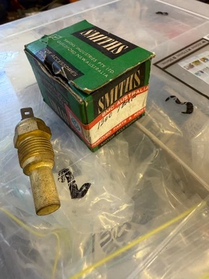 NOS SMITHS Water Temp Sender Leyland, Morris, Mini 1300, Rover - Image 1 of 4