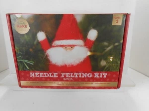 Simply Make SANTA CLAUS CHRISTMAS ORNAMENT NEEDLE FELTING KIT - Picture 1 of 2