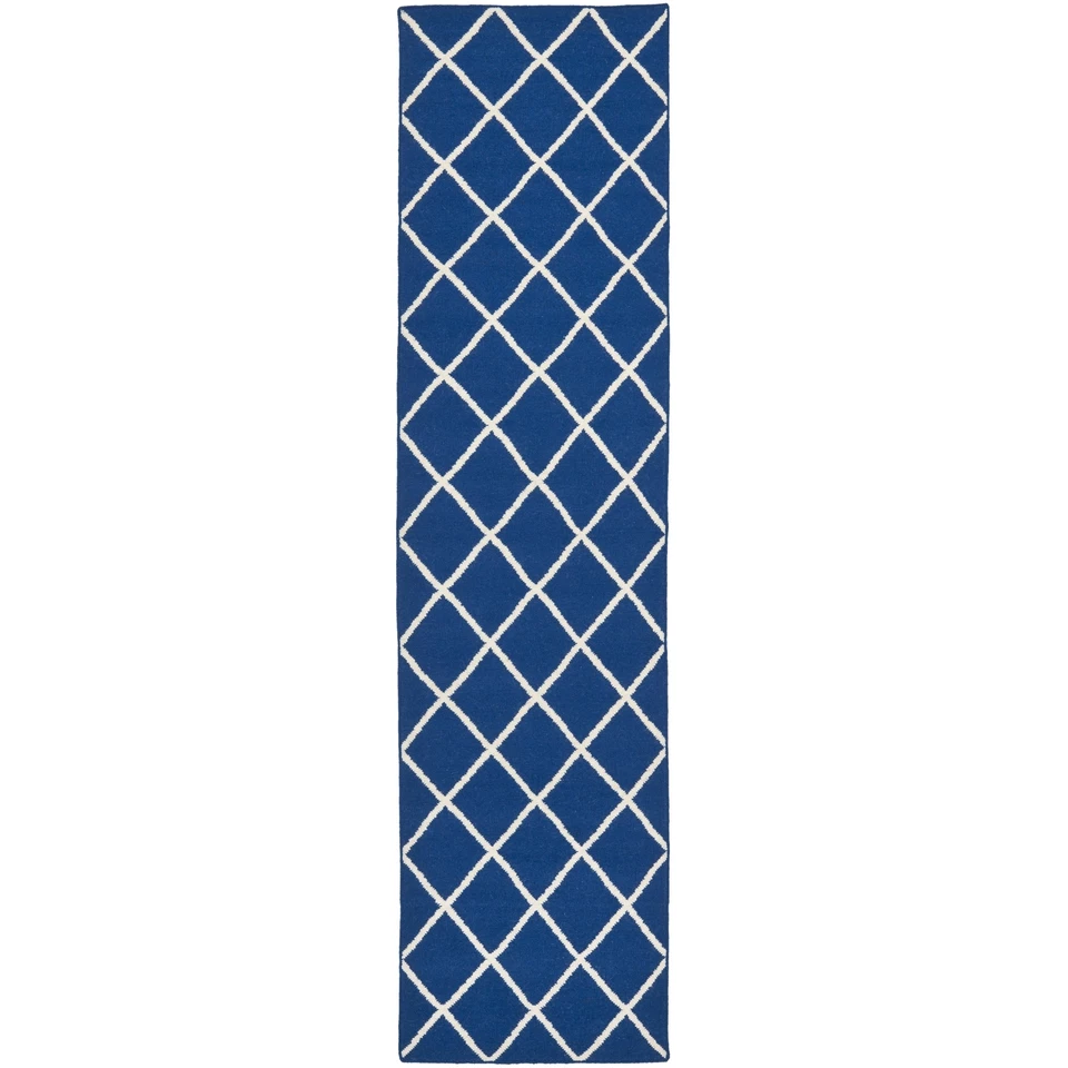 Safavieh Dark Blue Flat weave Wool Rug 2' 6 x 8' Runner - Image 1 of 1