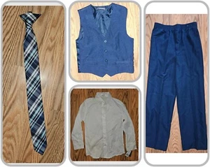 Nuevo con etiquetas Lote de 4 Camisas de vestir, pantalones, chaleco y corbata con clip con cuello juvenil para niños 8 - Imagen 1 de 24