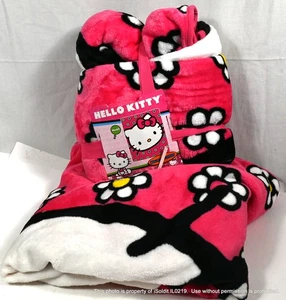 LOT NEW HELLO KITTY Sanrio THROW BLANKETS 46" x 60" Pink Soft Fleece - Picture 1 of 5