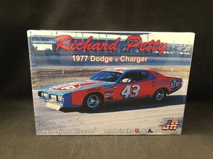 Salvinos Jr Richard Petty 1977 Dodge Charger 1:25 Scale Plastic Model Kit - Picture 1 of 5