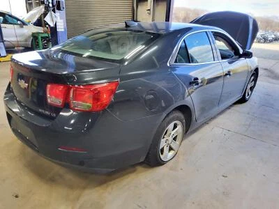 Bolsa de aire usada para panel de instrumentos inferior derecha se adapta a: pasajero Chevrolet Malibu 2015 Foto 1 de 4