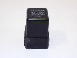 Air Conditioner A/C Compressor Multi-Use Relay C4 1984-1989 OEM CORVETTE - Foto 1 di 9