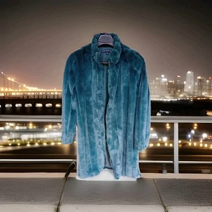 HYFVE Gorgeous Hunter Green faux fur winter coat in small - Picture 1 of 10
