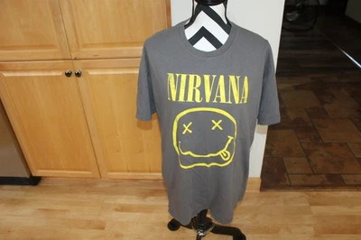 Vintage Graphic Print T-Shirt Nirvana Screen Print Grey Adult size XL - Image 1 of 4