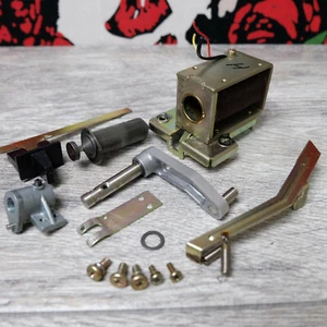 Ampex ATR-700 Reel to Reel – Pinch Roller Lift Assembly w/ Solenoid – Genuine - Picture 1 of 11
