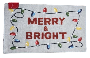 Alfombra Navidad Multicolor Acento Feliz y Brillante 20" x 34" Wondershop - Imagen 1 de 2