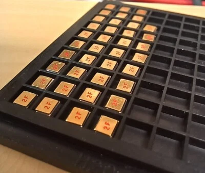 Lot of 2 Amperex  HL2907A 2N2907A Ceramic Hi-Rel Surface Mount H-SOT (LCC-3) - Image 1 of 4