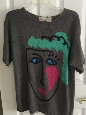 Años 70 * Suéter Gris Maximalista Arte Cara Manga Corta * Estilo Picasso Foto 1 de 4