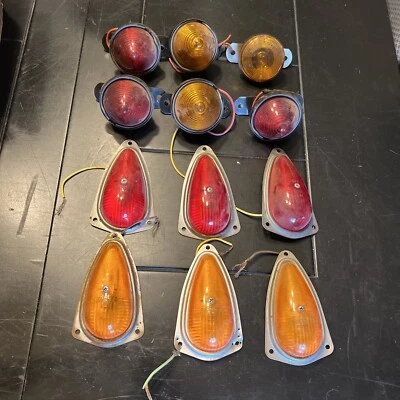 Vintage SIGNAL-STAT 10M AMBER LENS Beehive Plus Others 12 Total - Image 1 of 4