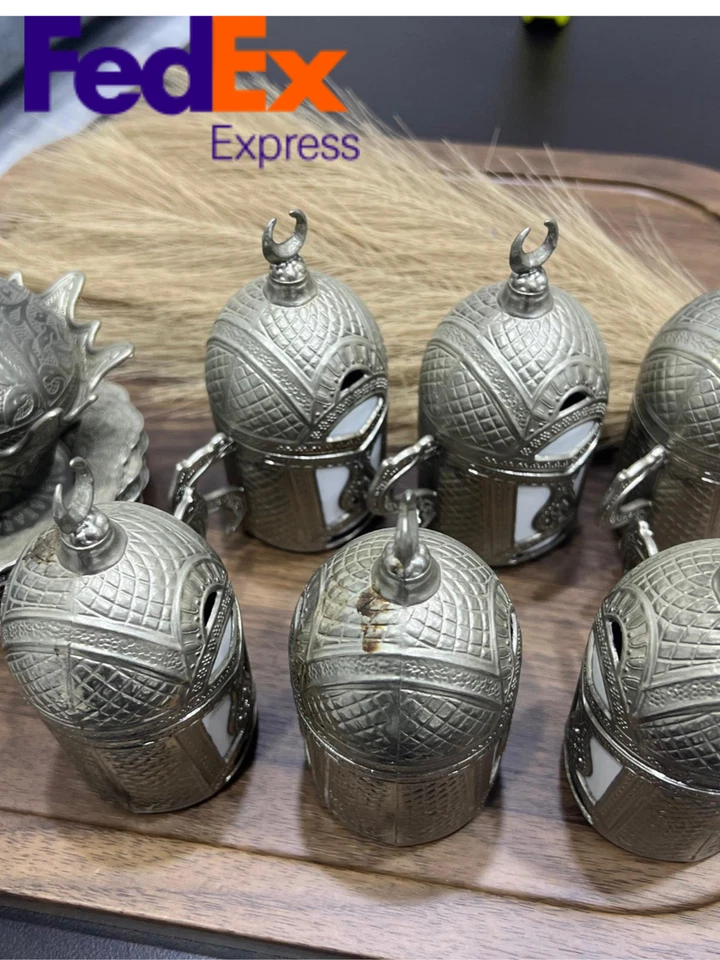 Antiguo juego de té turco hecho a mano de cobre - 6 tazas, 6 platos, cuchara y contenedor decoración vintage Foto 1 de 4