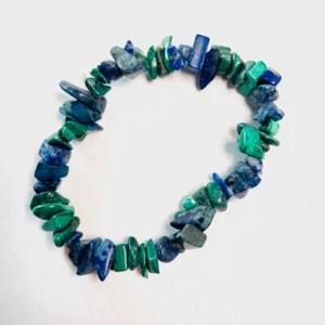 Mixed Blue / Green Crystal Chip Polished Stone Elastic Bracelet Approx 20cm - Picture 1 of 2