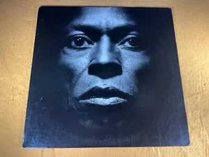 S5-37 MILES DAVIS Tutu - 1986 - 1-25490 - WARNER BROS. - RECORD - JAZZ /BLUES - Picture 1 of 10