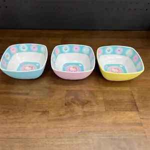 Juego de 3 cuencos cuadrados de melamina Hello Kitty cereal lindo Kawaii - Imagen 1 de 10