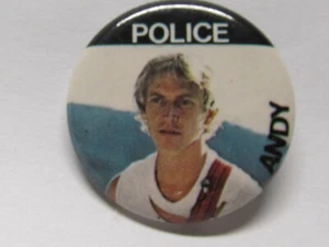 VINTAGE POLICE ANDY SUMMERS PHOTO PIN BADGE PINBACK BUTTON EARLY 80'S - Picture 1 of 4