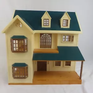 Sylvanian Families Oakwood Manor Puppenhaus Haus auf dem Hügel grünes Dach - Bild 1 von 14