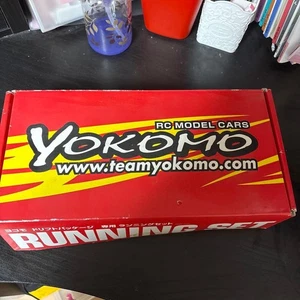 Yokomo Running Set with bonus - Picture 1 of 3