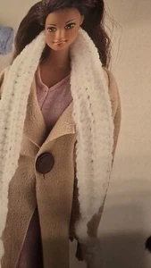 Annie's FASHION Doll CROCHET CLUB PATTERN Magazine Head To Toe - Picture 1 of 6