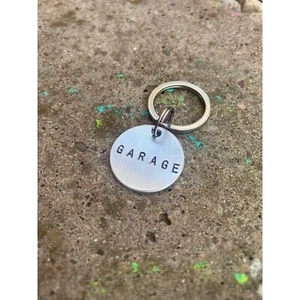 Garage Keychain ID Tag Gold-Colored Brass Metal Key Label Identifier Marker - Picture 1 of 2