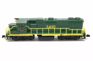 Life-Like GP38-2 Diesel Locomotive No.17010 Reading Lines #3410 N - Picture 1 of 4