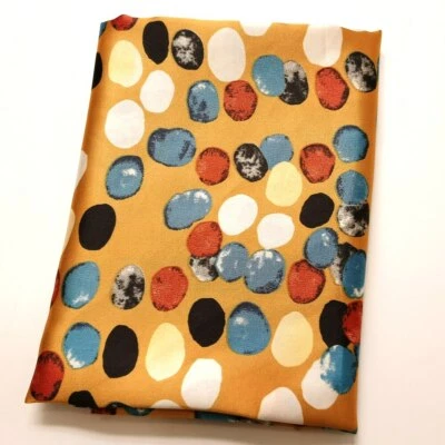 1 yarda X 1,48 metros Piedras Tela Satinada Estampado Charmeuse Material Suave Foto 1 de 4