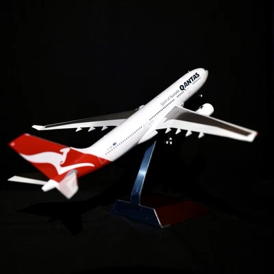 Gemini 200 Qantas Airways VH-EBG A330-200 G2QFA369 [CHEAPEST ON EBAY] Jets 1:200 - Image 1 of 4